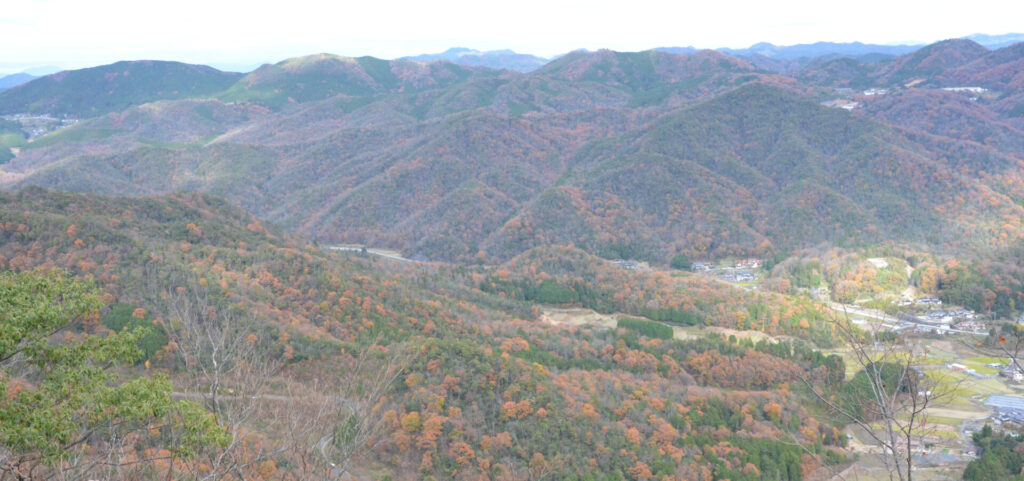 Mt. Takeyama-Mountain of strange rocks and giant rocks-